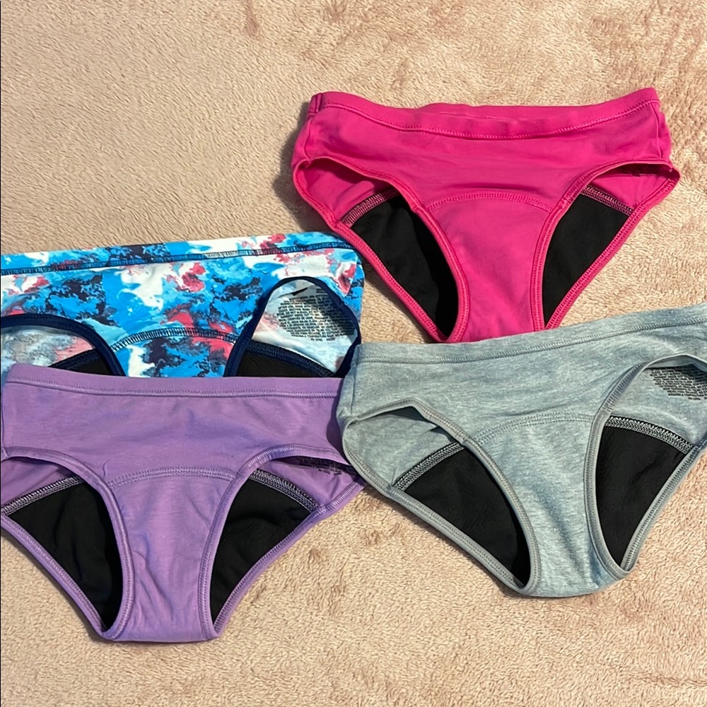 Hanes Period Underwear Set